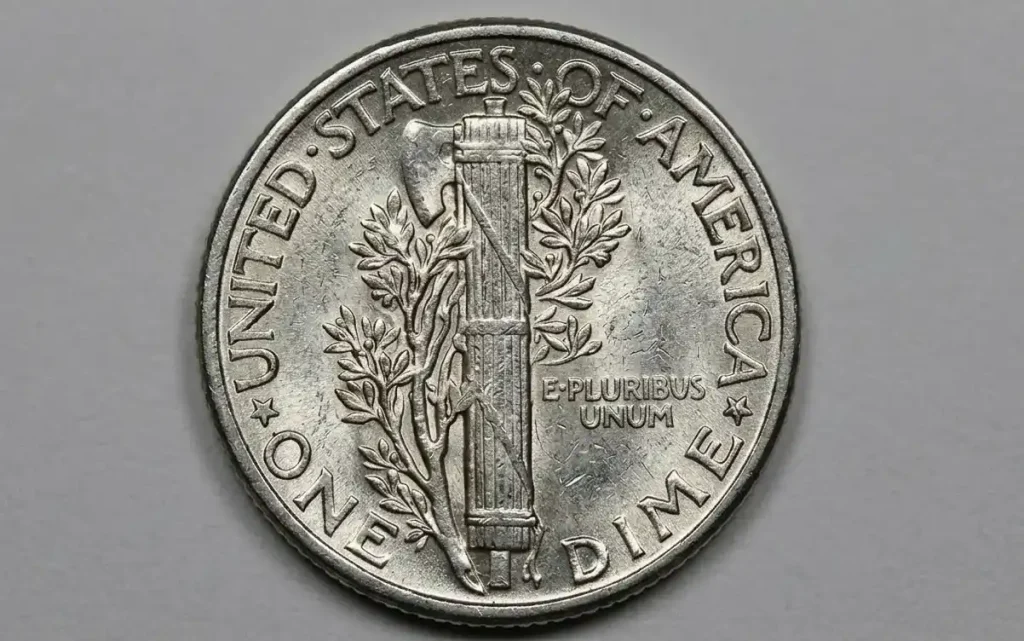 close-up of a 1945 Mercury dime reverse with fasces design